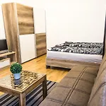 Gorgeous Flat Only 15 Min To Center